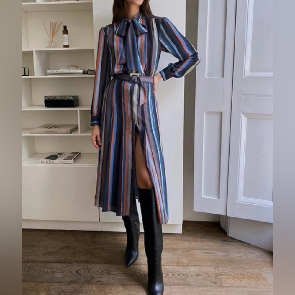 Aritzia | Babaton Guell Midi Dress (Sz 2)